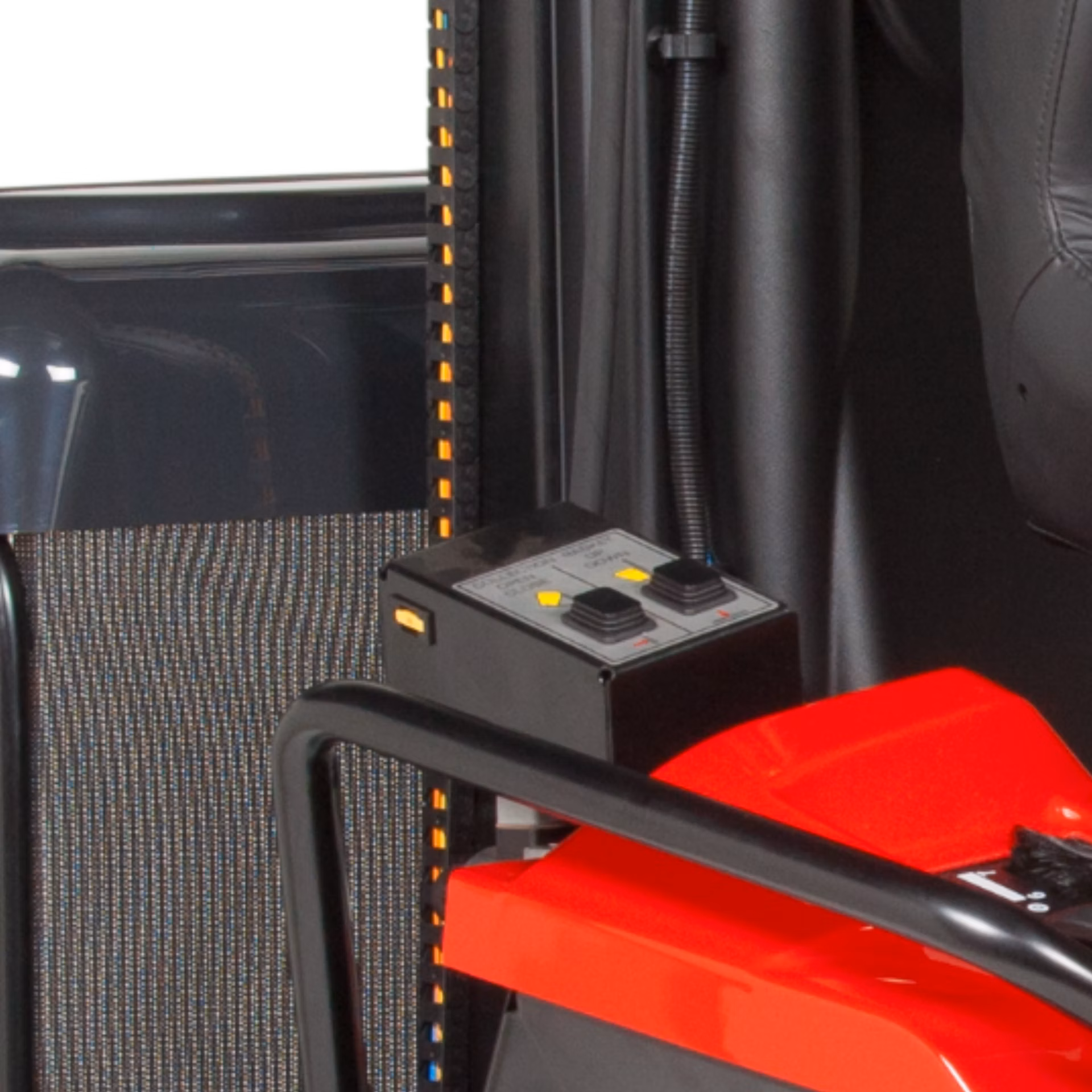 Trattorino Rasaerba Snapper RTX102XD – Raccolta con Scarico Alto, Motore Briggs & Stratton 8270 PXi V-Twin 4WD - immagine 10