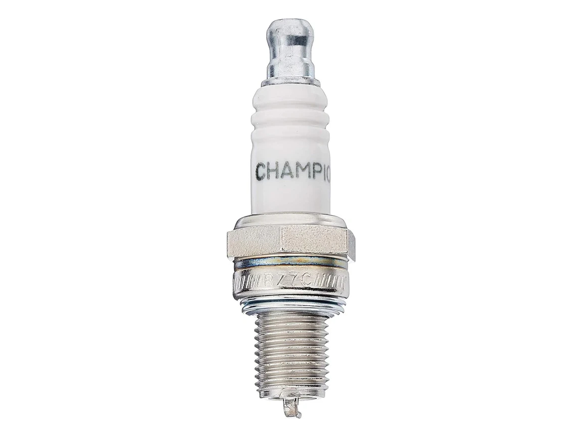 Candela di accensione Champion R7C