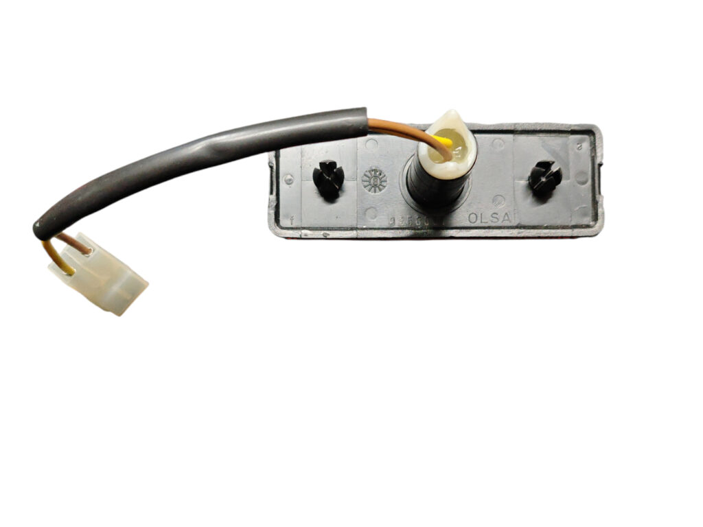 FANALINO FRECCIA INDICATORE DI DIREZIONE LATERALE ARANCIO FIAT DUCATO / CITROËN C25 / PEUGEOT J5 – Cod. 02.500.00