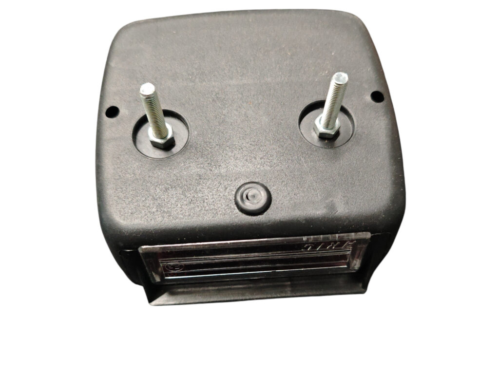 Fanale posteriore trattore ARIC 77307135 con luce targa