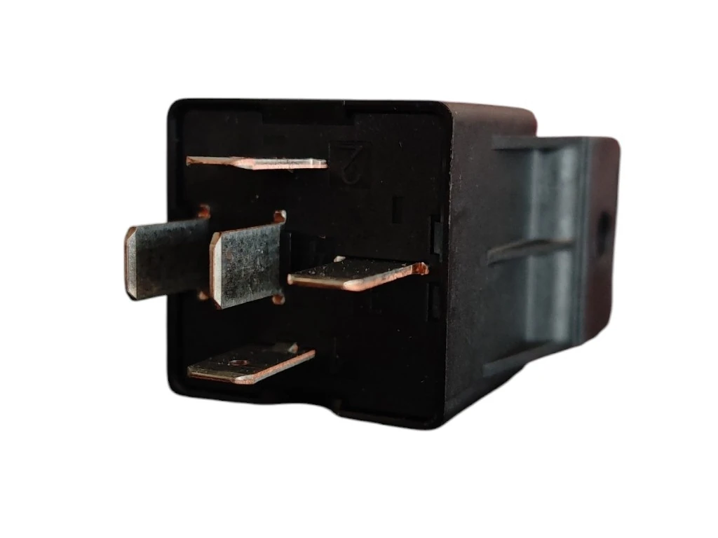 Relè Bosch 0986332400 12V 30A per Impianto Elettrico Centrale