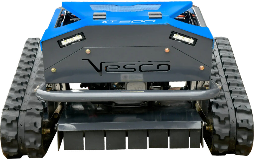 XT600 Vesco Robotics – Track Mower Trincia Sarmenti Ibrido